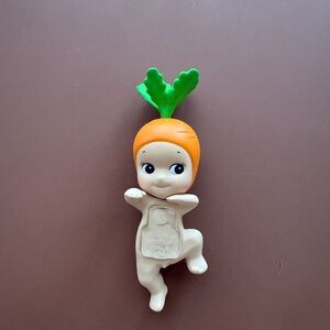 Adorable Carrot-Themed Sonny Angel